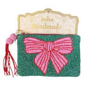 🦋Beaded Pink & Green
Bow Striped Pouch with Tassel & Bag Charm Clip